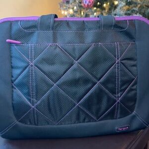 Targus Black and Purple Quilted Laptop Case Neoprene 16" Pulse Slipcase EUC